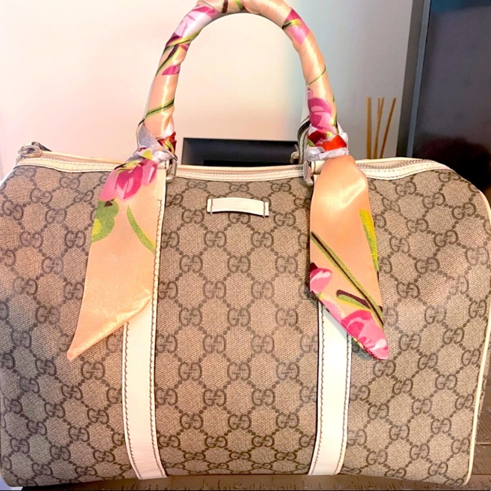 Gucci Boston
